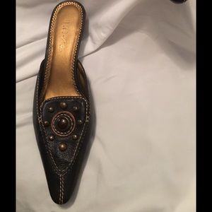 UNISA Adorable Mule Slides